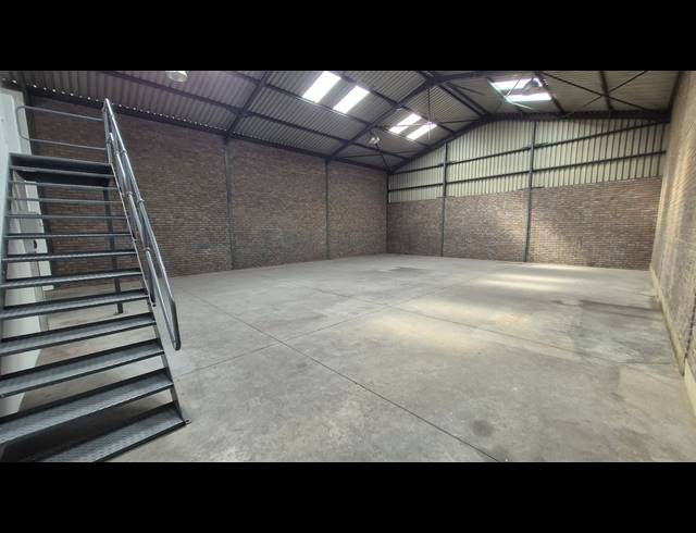 280M² FACTORY TO LET IN ANDERBOLT